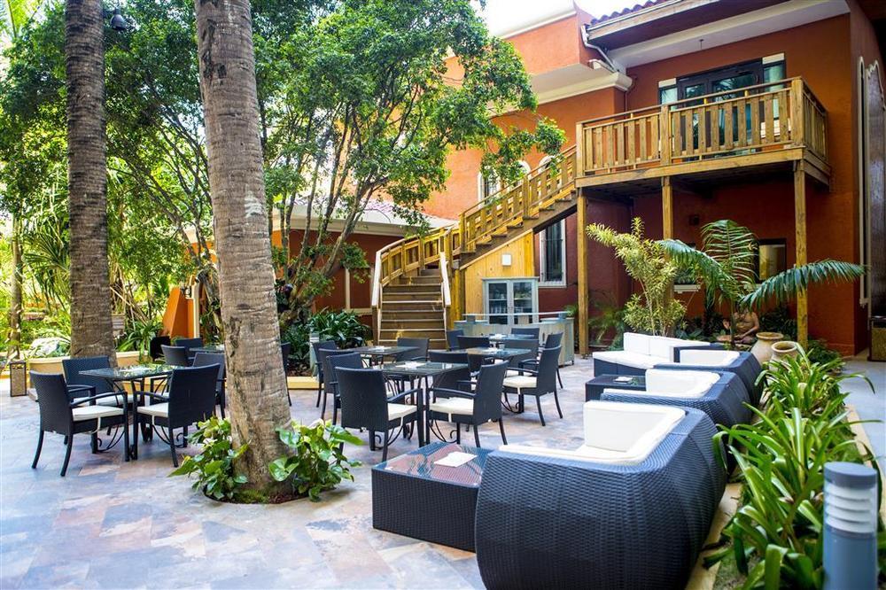 Hotel Royal Oasis (Adults Only) Порт о Пренс Ресторант снимка