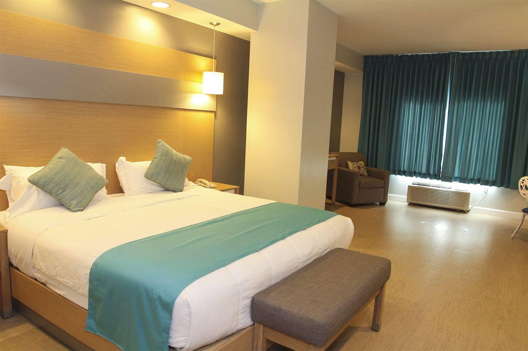Hotel Royal Oasis (Adults Only) Порт о Пренс Екстериор снимка