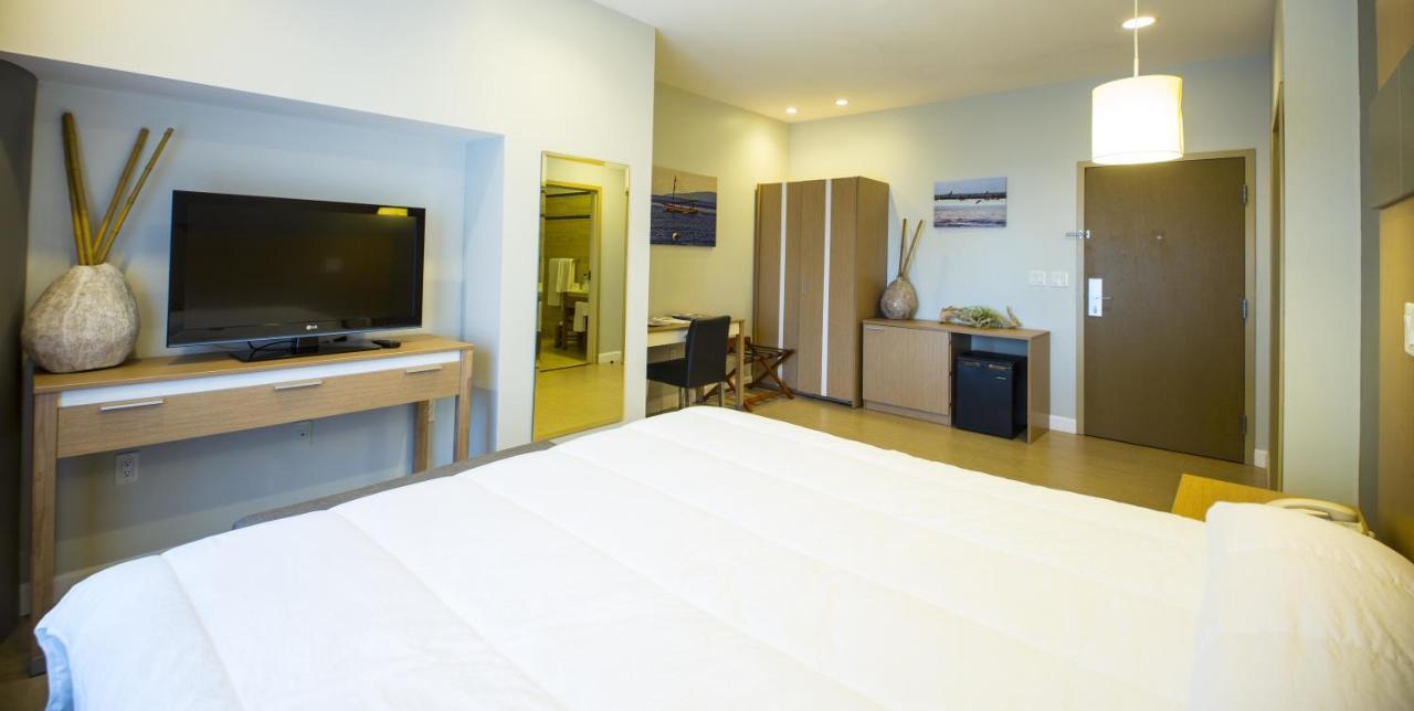 Hotel Royal Oasis (Adults Only) Порт о Пренс Екстериор снимка